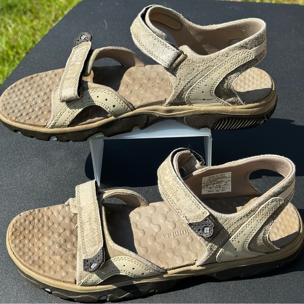 Columbia Men’s Riptide Tan Sandals 10